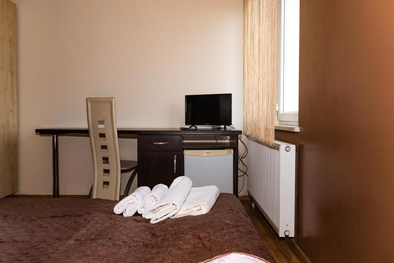 Na fali Pokoje Goscinne Leba Exteriér fotografie